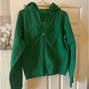 Lululemon scuba hoodie size 8